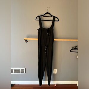 Bodile knitwear onesie. Size S/M. Black.